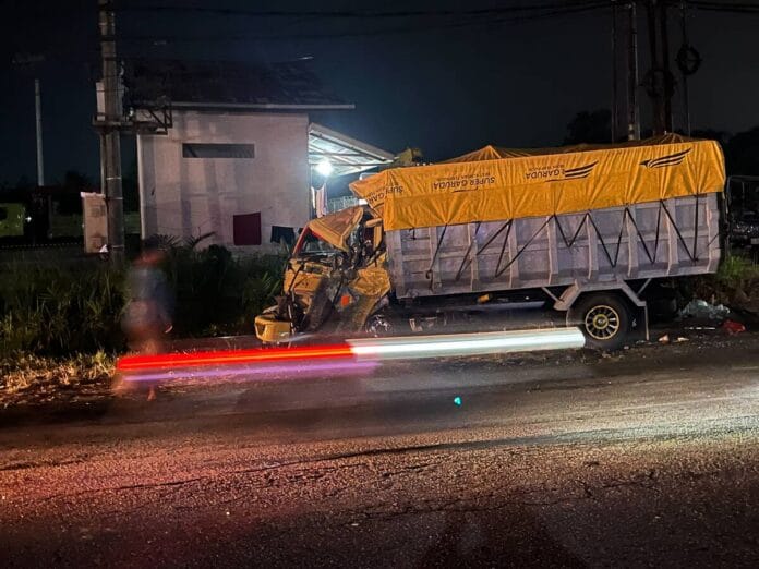 Jalan Amblas Bikin Celaka Bus VS Truk, Teringat Kisah Umar Takut Keledai Terperosok